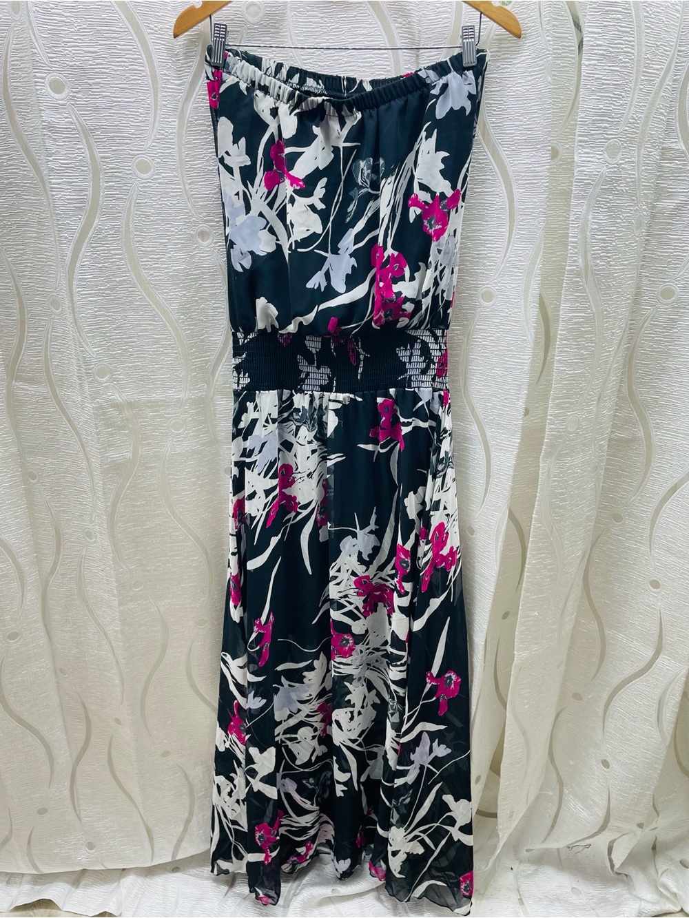 Va Va Voom Black Strapless Floral Maxi Dress with Fuchsia Accents - Picture 6 of 7